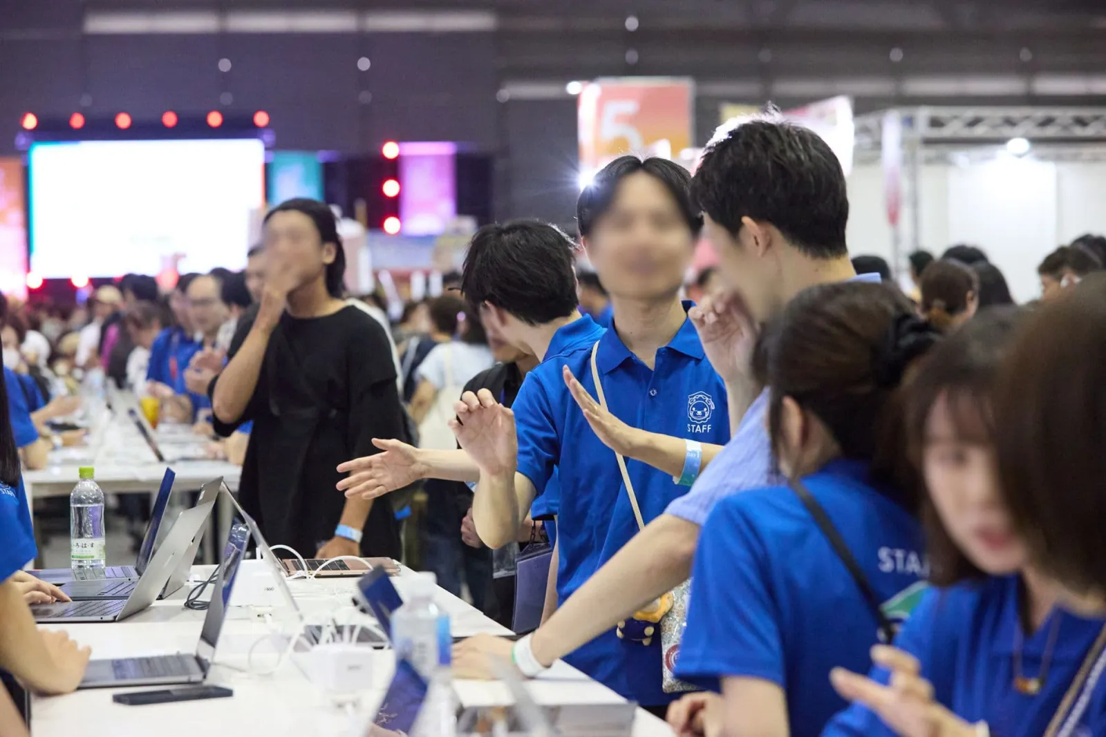 2025年のブースでの相談の様子